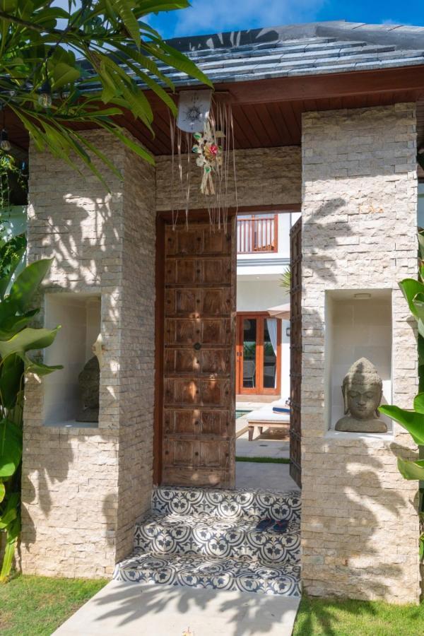 Puspa Ayu Villas & Apartments Kuta Lombok Exterior foto